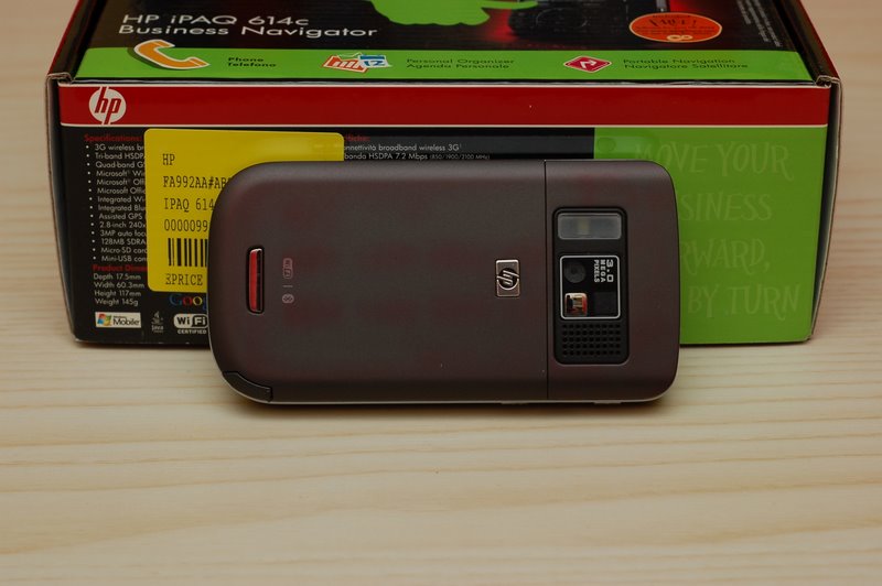 ipaq614cback.jpg